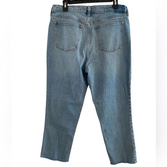 Abercrombie & Fitch curve love the 90’s straight mid rise Jeans Sz 32 NWT - Picture 2 of 7